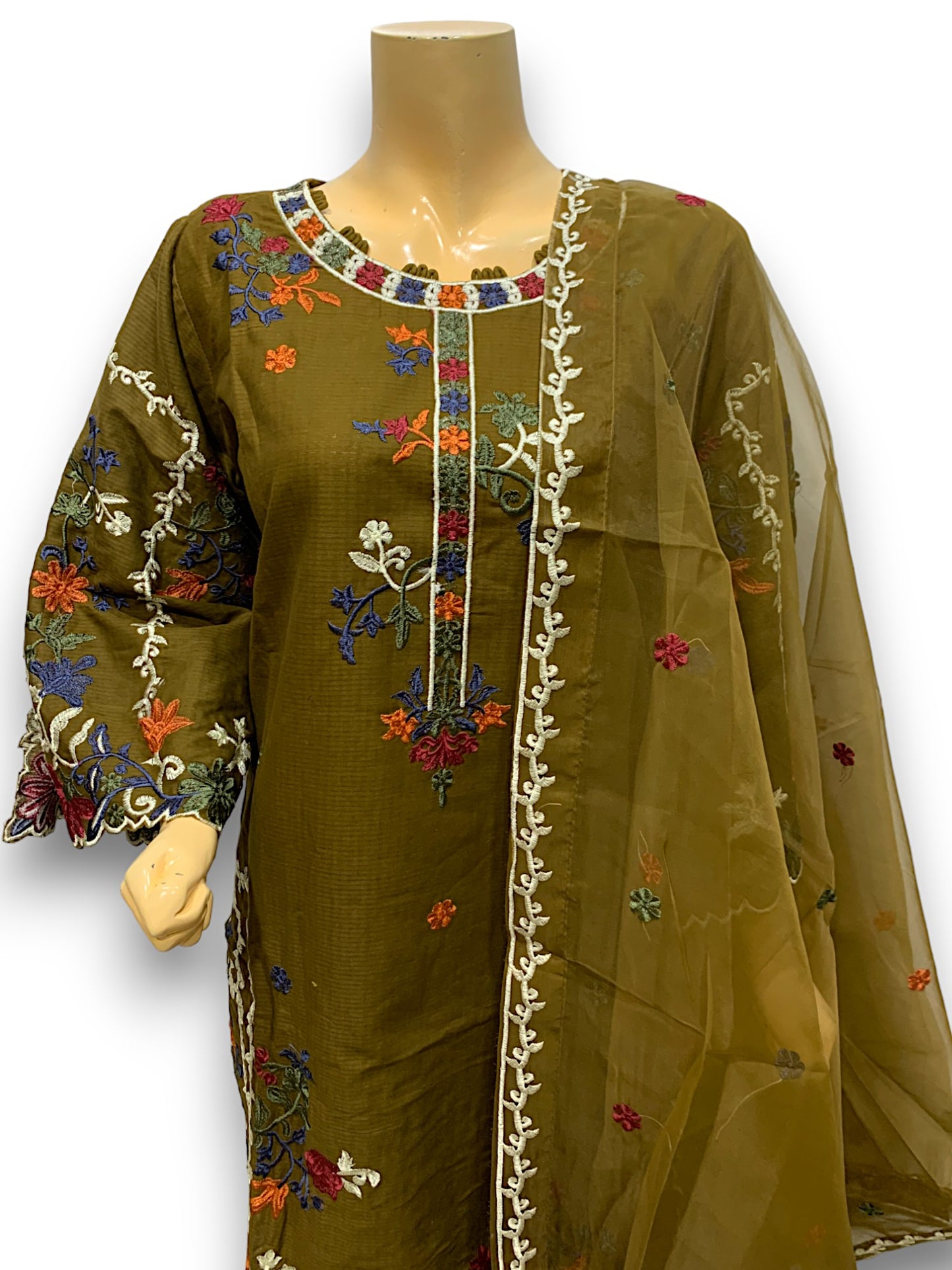 FCM(SC)-00180-MEHANDI GREEN