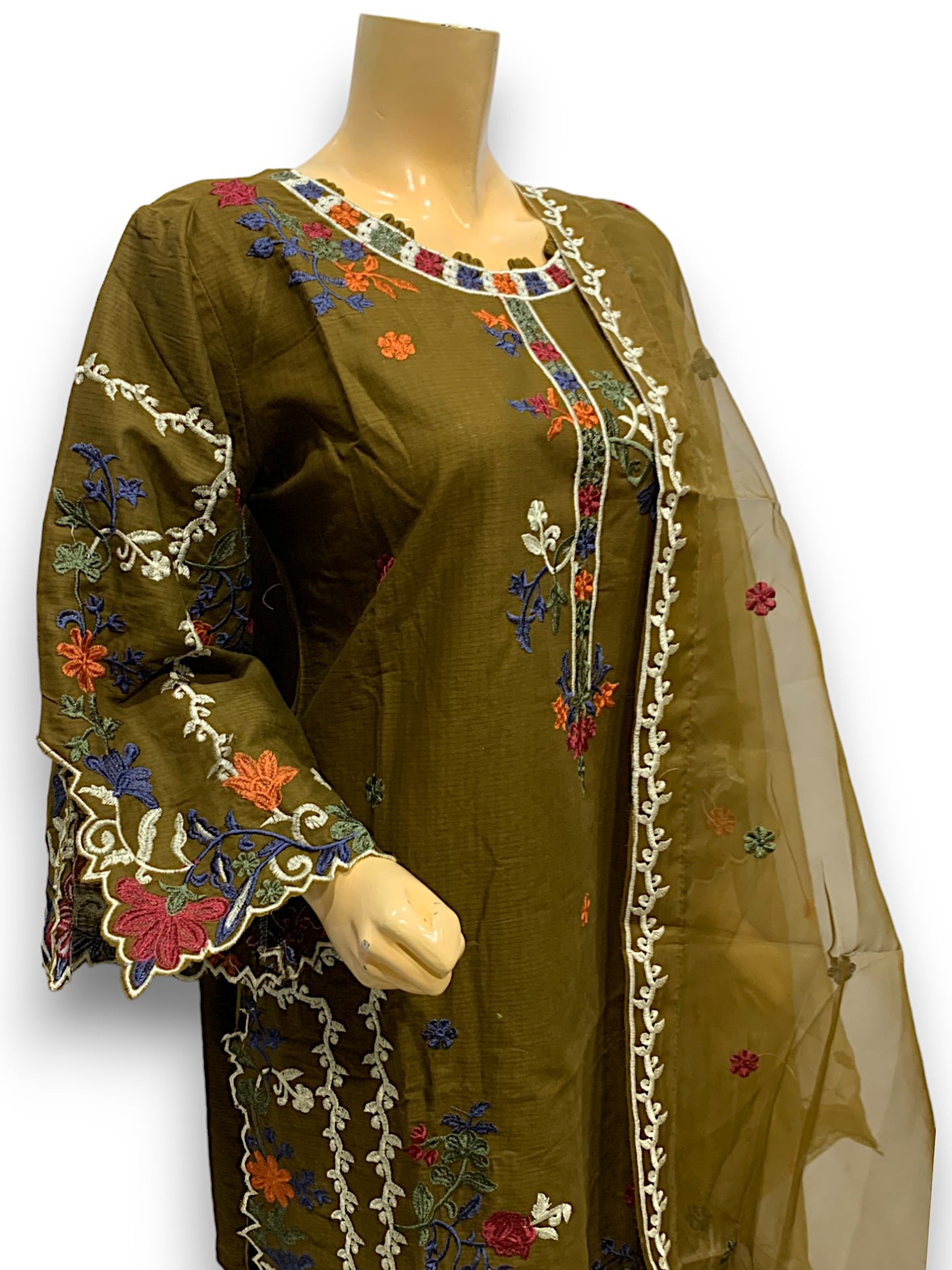 FCM(SC)-00180-MEHANDI GREEN